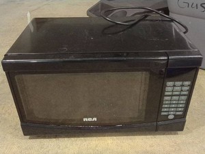 VERY MISC LOT OF PLASTIC CONTAINERS, COFFEE MAKER AND MICROWAVE