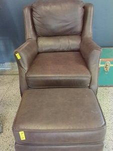 LEATHER-LOOK CHAIR AND FOOT REST