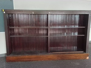 LARGE ANTIQUE WOODEN BOOKSHELF