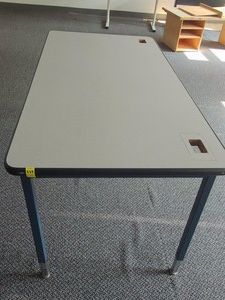 METAL SCHOOL DESK