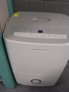 FRIGIDAIRE DEHUMIDIFIER