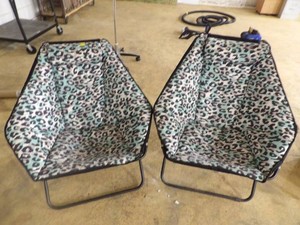 2 FOLDABLE CHEETAH PRINT CHAIRS