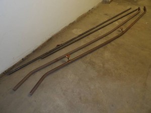 2HEAVY STEEL THREADED PIPE & 2 NICE RAILING