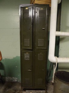 GREEN WW2 LOCKERS