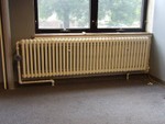 ANTIQUE DUNHAM LARGE RADIATOR