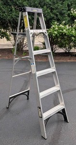 G - 6 Ft Step Ladder - Gorilla ASL1-6 Type I 250 Lb