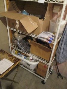 4-tier Metal rolling shelf (just un...