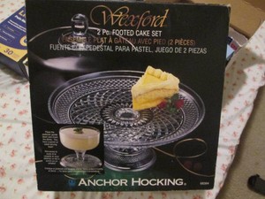 Wexford Anchor Hocking glass cake p...