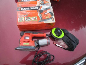 Black and Decker smart select sande...