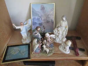 Religious themed decorative figurin...