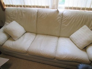 Pleather 3-cushion couch, perfect f...