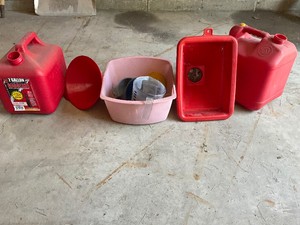 Funnel and gas can lot