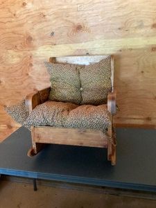 Childs rocker
