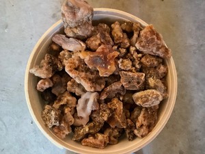 Bucket full of arizona agates