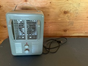 Electric space heater