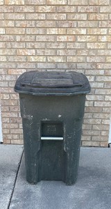 48 gallon trash can