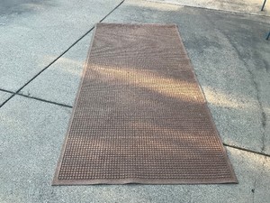 Heavy entry rug