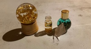 Lot of gold in jars