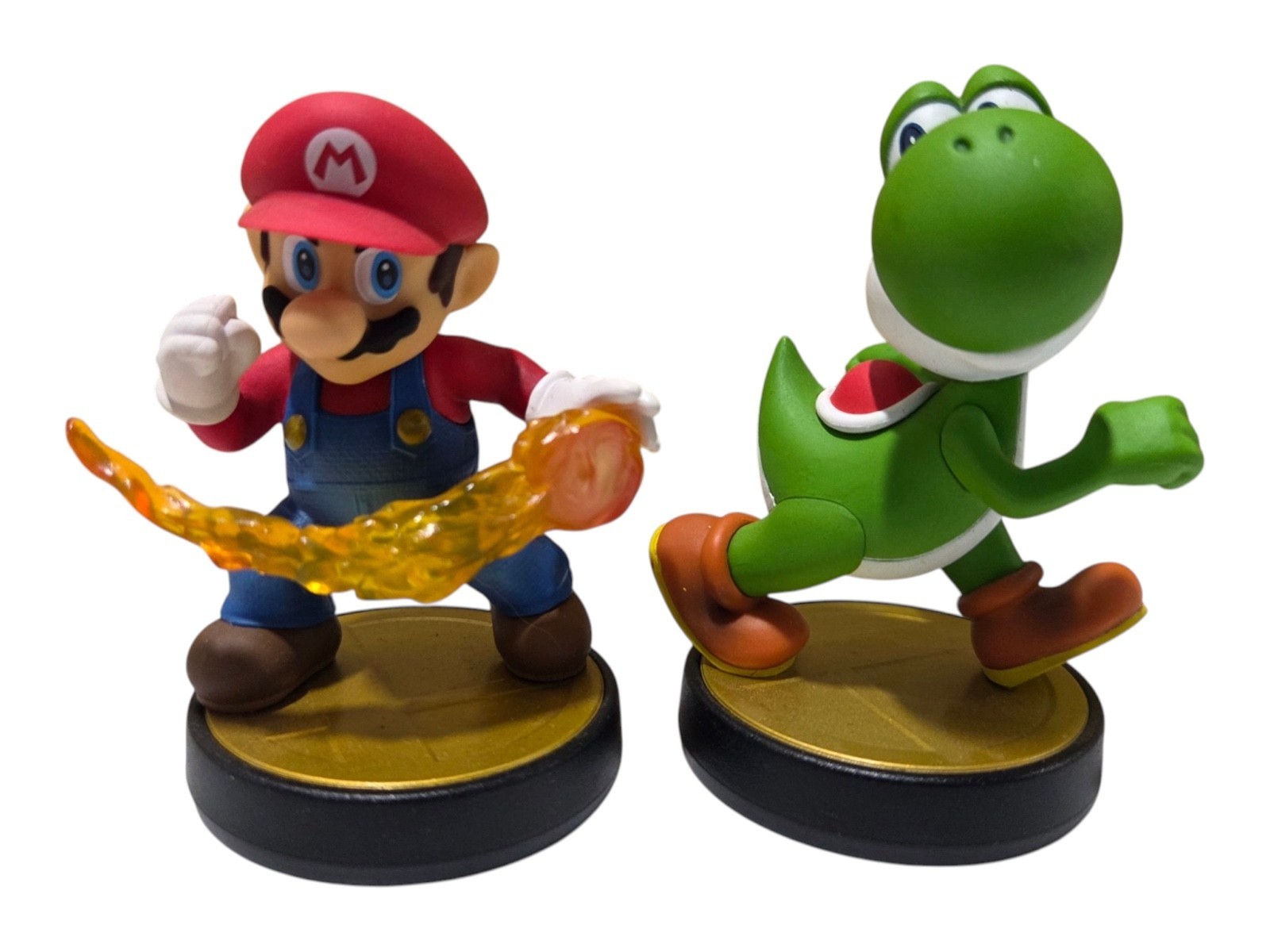 Nintendo Amiibo Mario & Yoshi Figure Lot NVL-001