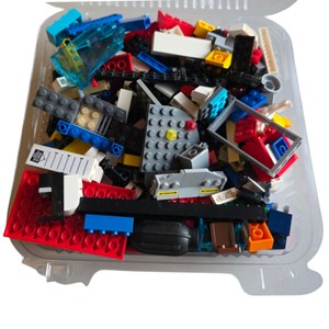 Approx. 1 lb 2.2 oz Assorted LEGO Bricks, Plates, Windows & Building Parts