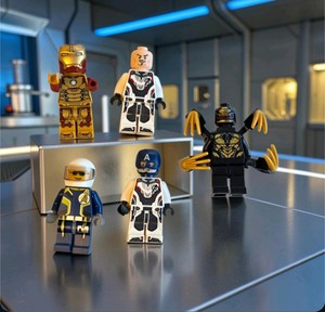 LEGO Marvel Avengers Minifigure Lot - Iron Man, Captain America, Ant-Man Quantum Suit, Outrider