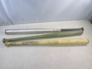 (F-1) 2 Vintage Wood Bats and 1 Alu...
