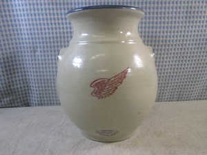 (FS) Vintage Red Wing Crock  Pot 9...