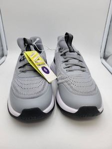 Sutton Knit Athletic Sneaker YouthWomens Gray US 6 New with Tags
