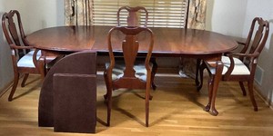 Queen Anne Oval Extendable Dining Table and Four Cream Color Padded Chairs