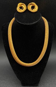 Vintage Monet Collar Necklace and Clip On Earrings (NEW with Tag)