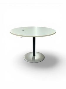 CORT Events Round Bar Table