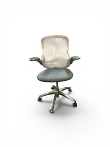 Knoll Generation Task Chair Retail $1800