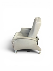 Winco patient recliner
