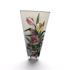AMIA hand-painted glass floral vase featuring a colorful tulip design