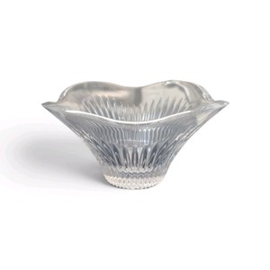Mikasa Meridian crystal bowl, featuring a heavy base and thick glass