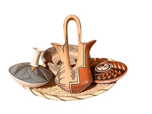 Southwestern Pottery & Basket Dcor Collection  Wedding Vase, Seed Pot, Decorative Plate & More  Retail Value $175