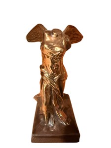 Vintage Winged Victory of Samothrace Statue by Philadelphia Manufacturing Co. w Original Label  Retail Value $100