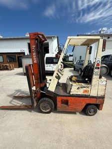 Nissan Enduro 30 LPG Forklift – 3,000 lb Capacity