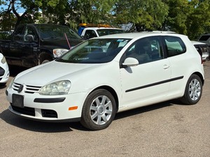 2009 VOLKSWAGEN RABBIT S 2 Owner  No Accidents  Manual (NO RESERVE)