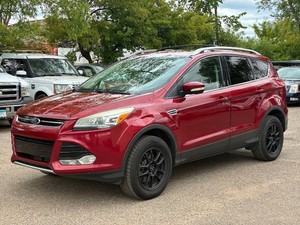 2013 FORD ESCAPE TITANIUM 139k Miles  4x4 (NO RESERVE)