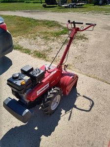 Troy-Bilt Mustang Dual-Direction Garden Tiller - Nice
