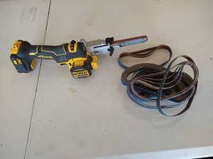 DeWalt DCM200 Brushless Cordless Bandfile