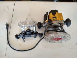 DeWalt DW621 Router  Router Attachment