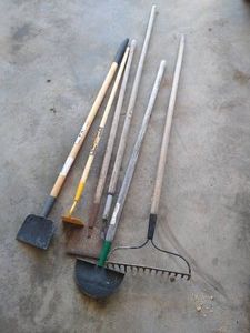 Nice Long-Handled Yard Tool Lot - Rake, Hoes, Etc