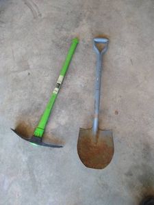 Pick Mattock & Spade