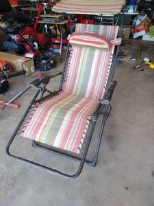 Folding Lounge Chair