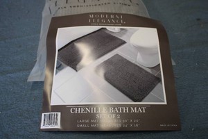 Set of 2 Bath Mats...