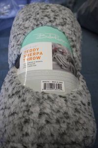 Bella Russo Teddy Sherpa Throw...