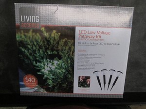 LED low voltage pathway light kit...