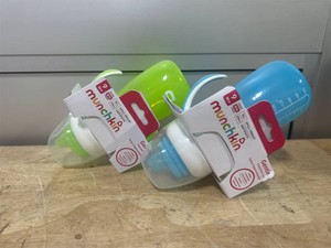 Munchkin Gentle Transition Baby Sippy Cup, Babys First Sippy - Helps Babies & Toddlers Transitioning from Bottles to Cups, Spill Proof, 9 Months & Up, 10 Ounce, 2 Pack, BlueGreen